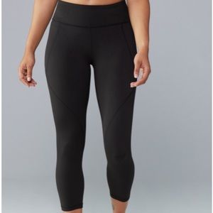 Patagonia | Pants u0026 Jumpsuits | Patagonia Centered Capri Crop Leggings W  Pocket | Poshmark